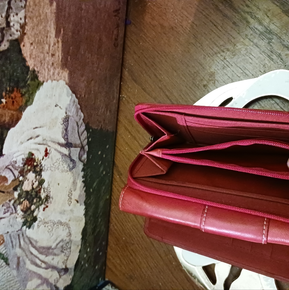 👛 👜 DOPP Soft Cowhide Leather Wallet Like New!,Velvet Touch,A Nice Gift 🎁 👌 - Picture 11 of 11